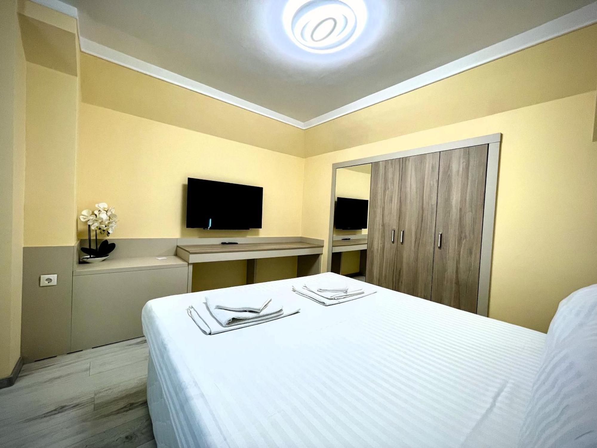 Sea View Apartment Free Parking Primorsko Buitenkant foto