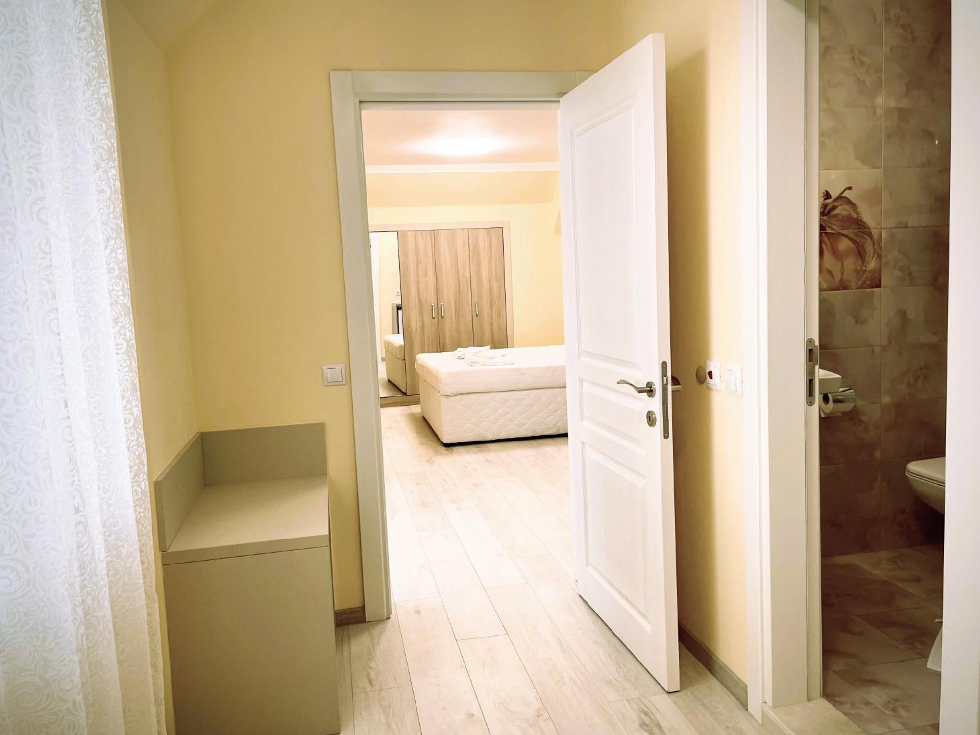 Sea View Apartment Free Parking Primorsko Buitenkant foto